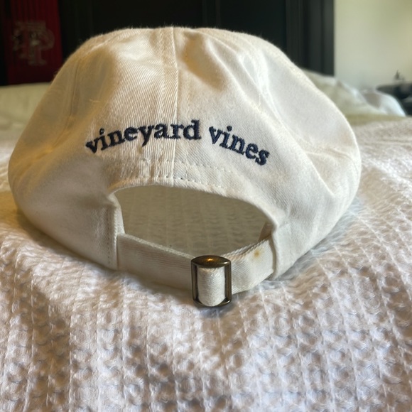 White Vineyard Vines Baseball hat strap back - Picture 3 of 3